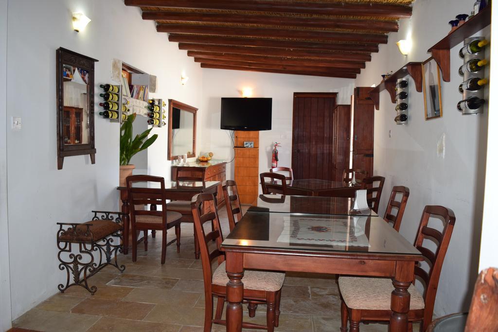 Lasa Heights Hotel Kültér fotó
