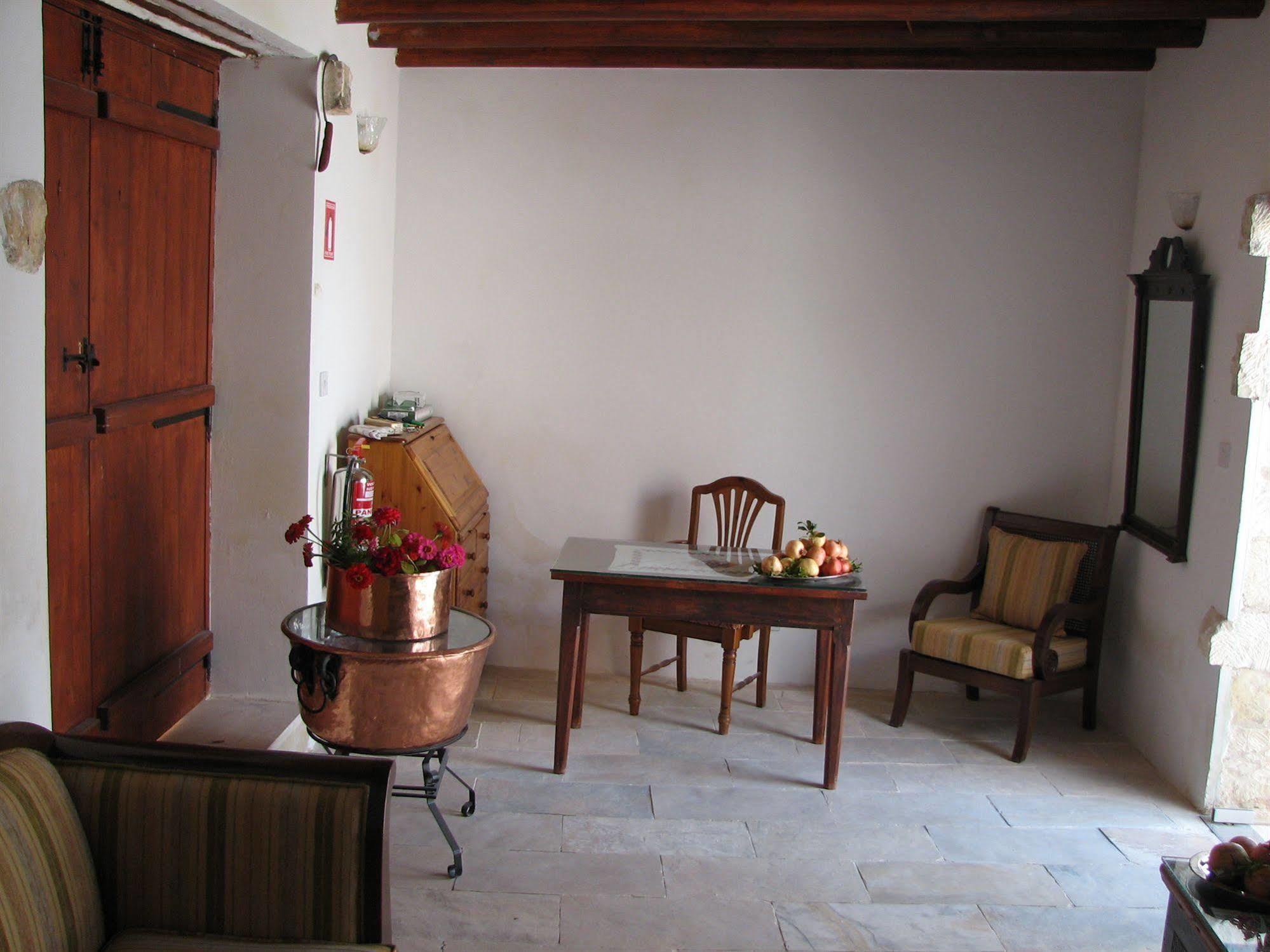 Lasa Heights Hotel Kültér fotó