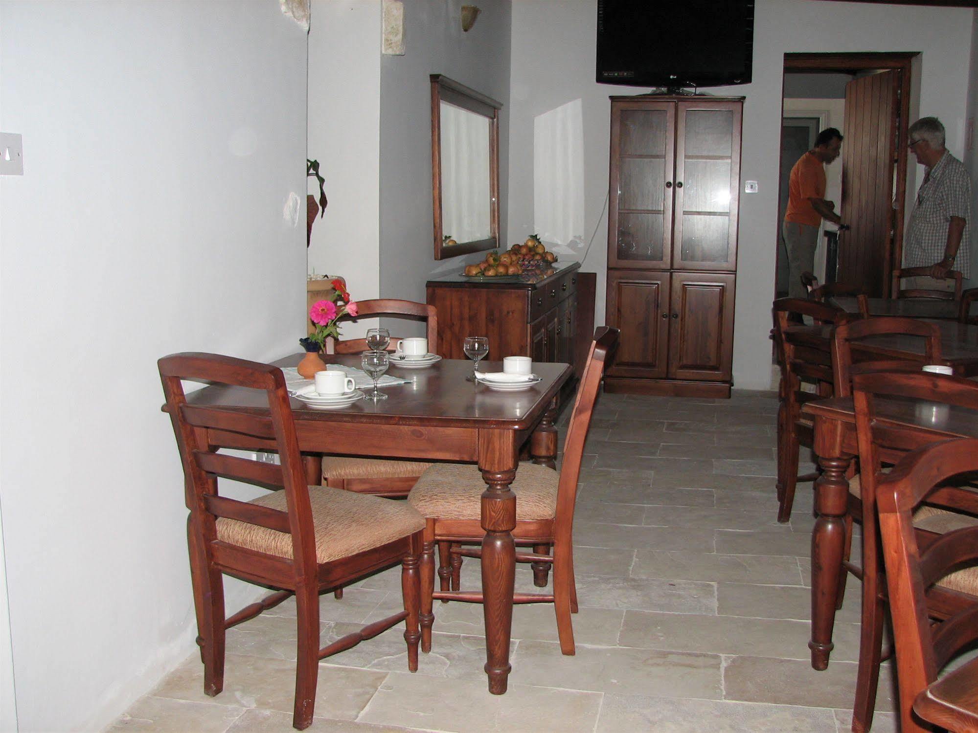 Lasa Heights Hotel Kültér fotó